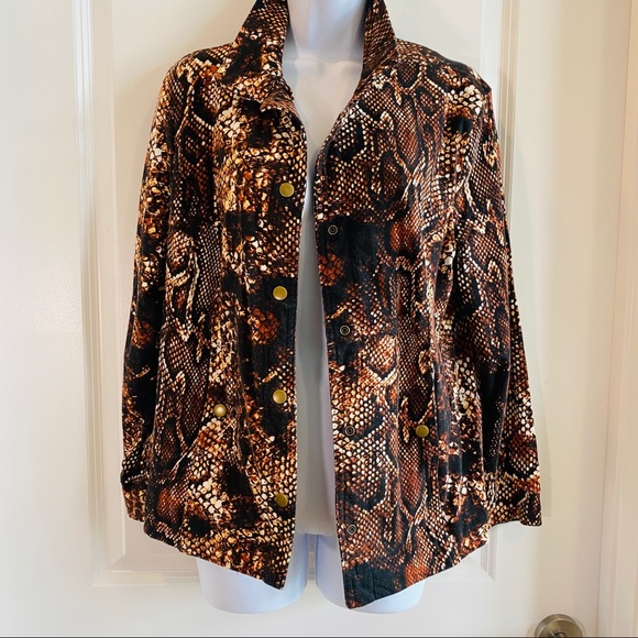 Versatile Snake Print Jacket - Picture 4 of 7